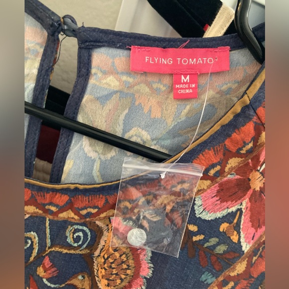 Flying Tomato Puff Sleeve Blouse in Blue and Pink - Picture 8 of 8